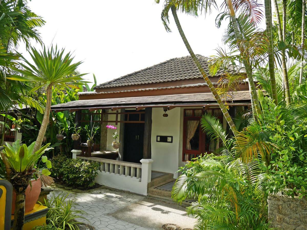 Bangtao Beach Chalet Resort Bang Tao Beach  Exterior photo