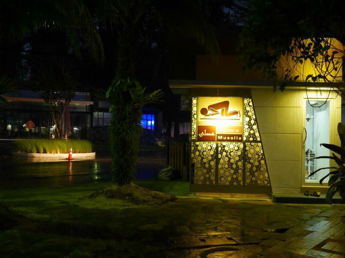 Bangtao Beach Chalet Resort Bang Tao Beach  Exterior photo